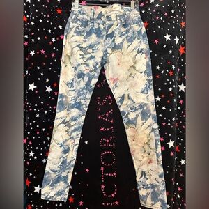 Polo Ralph Lauren women’s denim jeans with floral design. Size 29. Used